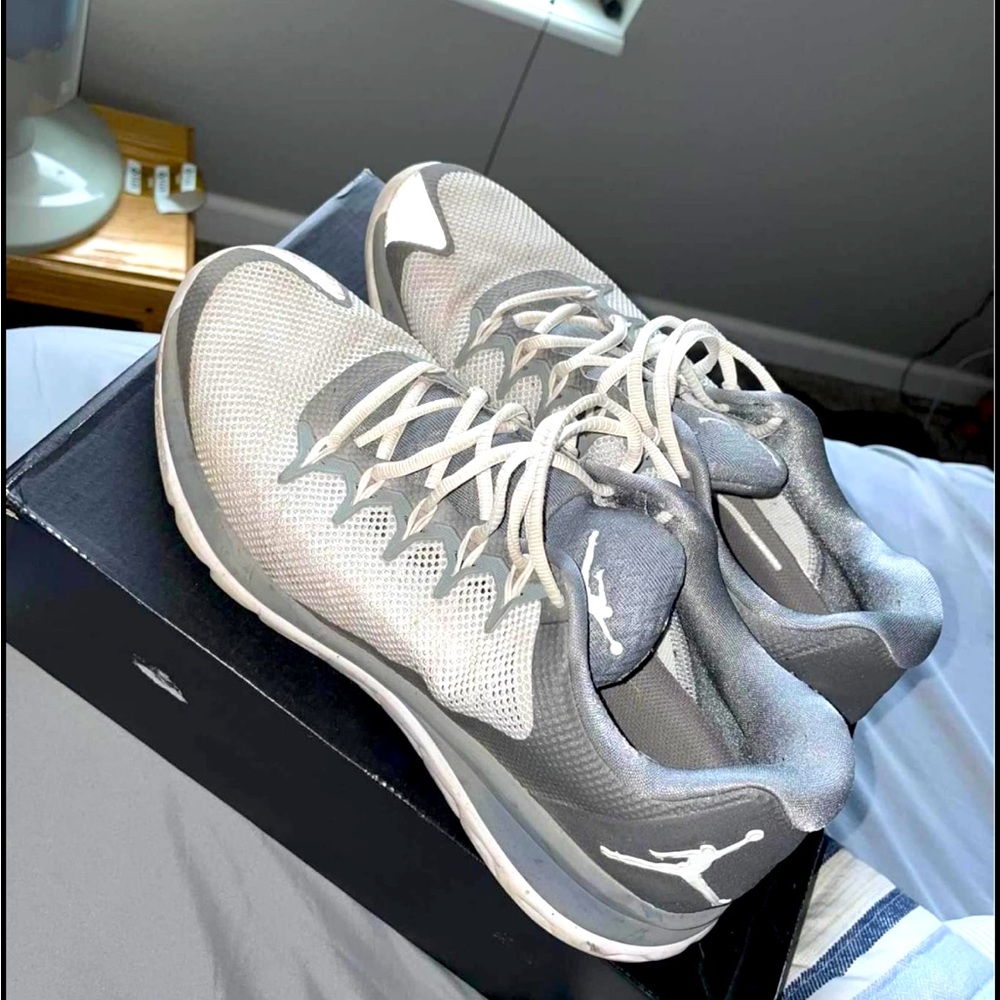 Jordan flight runner 2 men’s shoes 10